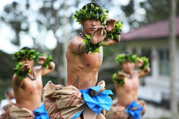 Chinky Mahoe halau men