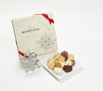 Mele_Keepsake_Box_MD_with_Cookies_and_Ornament_cropped