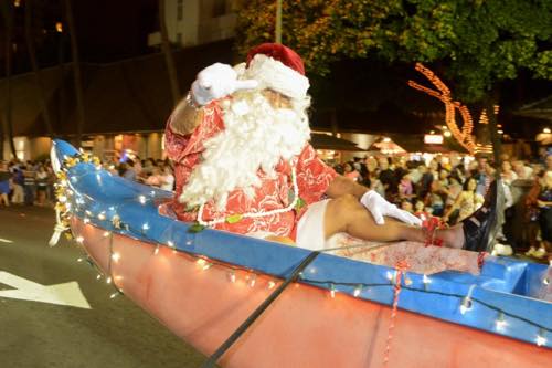 th_Waikiki Holiday Parade
