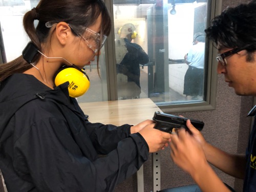スワットガン 実弾射撃 体験 アクティビティ ハワイ ホノルル S.W.A.T GUNCLUB インストラクター