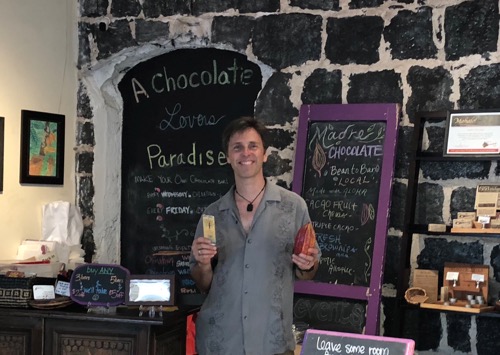 ハワイのマドレチョコレート　店内　hawaii madre chocolate