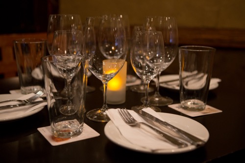 ハワイのフォルマジオワインバー 店内 hawaii formaggio wine bar interior