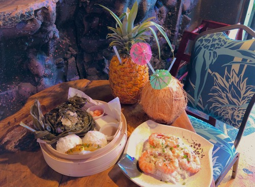 ハワイ　ラバチューブ　ワイキキ　food & drinks　hawaii waikiki lavatube