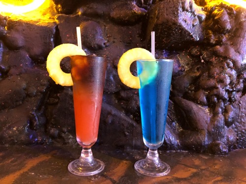 ハワイ　ラバチューブ　ワイキキ　 maitai blue hawaiian cocktails　hawaii waikiki lavatube