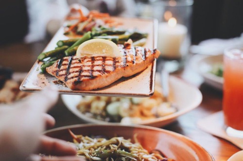 th_Salmon & Candied Walnuts