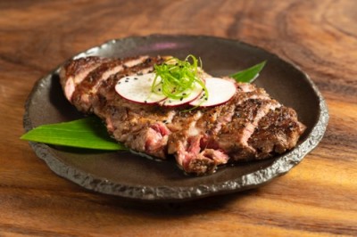 th_PG5_GrassfedRibeyeSteak_Heartmoon-Hawaii-King-Restaurant-bar-Karaoke8-400x266