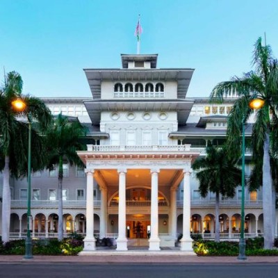 th_starwood-hotels-hawaii-moana-surfrider-westin-resort-spa-exterior-view-1024x1024