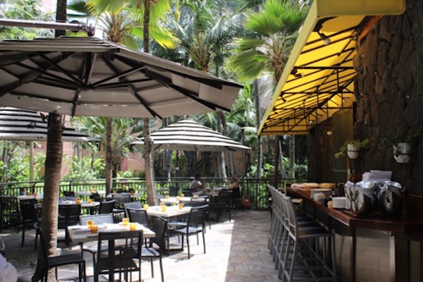 th_MP2_Terrace_Il-lupino-TrattoriaWain-bar-Hawaii-Waikiki-Restaurant-Itarian6