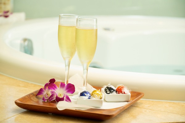 thPP1-The-Spa-at-Trump-Kirei-lomilomi-massage-waikiki3