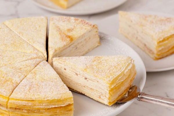 レディエム ケーキ ミルクレープ ワイキキ