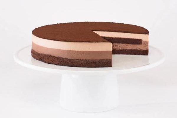 レディエム　ケーキ　ミルクレープ　ワイキキ チョコレート