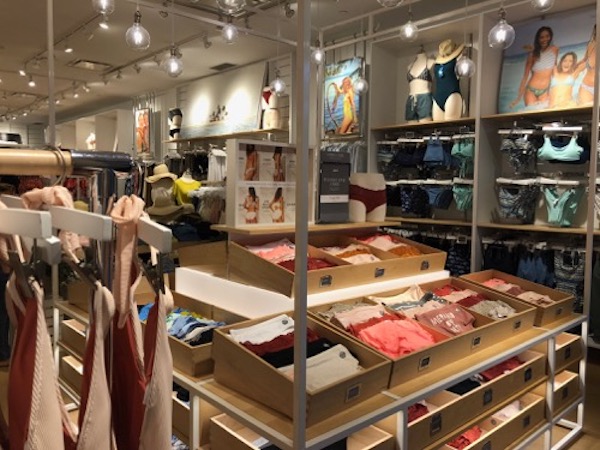 21 アラモアナセンターのおすすめ 安くて可愛い女性向けファッションブランド セレクトショップ5店 Kaukau ハワイ のお得なクーポン 予約ならカウカウ 21 アラモアナセンターのおすすめ 安くて可愛い女性向けファッションブランド セレクトショップ5店 Kaukau ハワイ のお得なクーポン 予約ならカウカウ