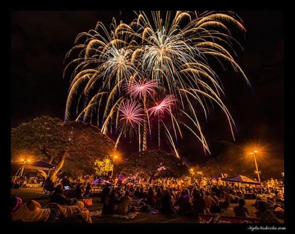 22年 7月4日はアメリカ独立記念日 今年のアラモアナからの花火はどうなる 花火の開催場所をご紹介 Kaukau ハワイのお得なクーポン 予約ならカウカウ