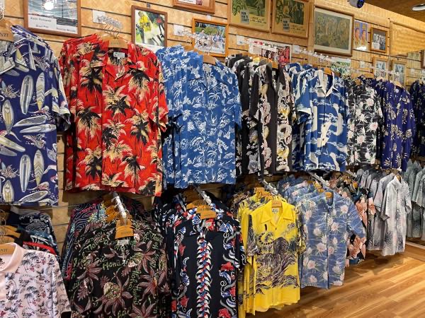 ハワイでおしゃれなアロハシャツが買えるおすすめのお店8店！ハワイ 