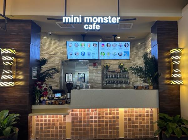 th_ミニモンスターカフェ　ロイヤルハワイアンセンター　ワイキキ　ハワイ　新店舗1