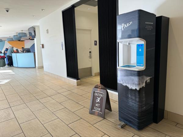 th_ハワイ　水　無料　水筒　ウォーターサーバー30