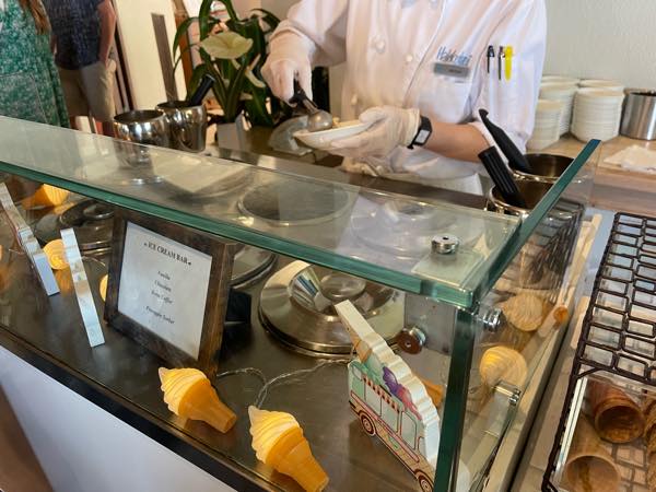 th_サンデーブランチ　オーキッズ　ハレクラニ35