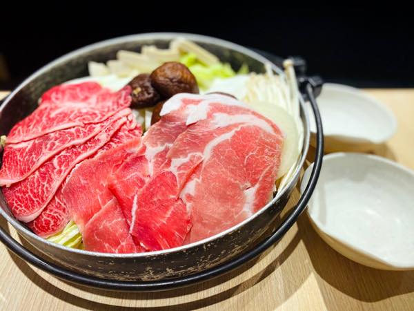 th_wagyu-sukiyaki-set