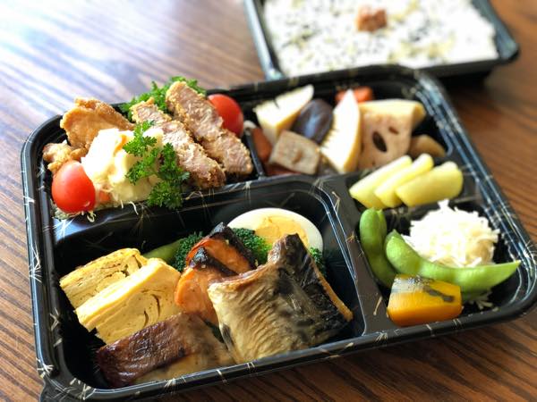 サントリー　弁当　ロイアルハワイアンセンター ワイキキ